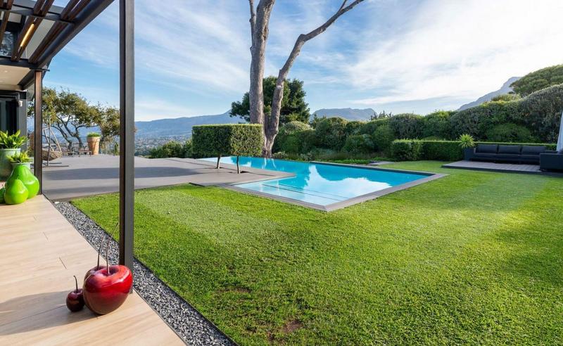 5 Bedroom Property for Sale in Bishopscourt Western Cape